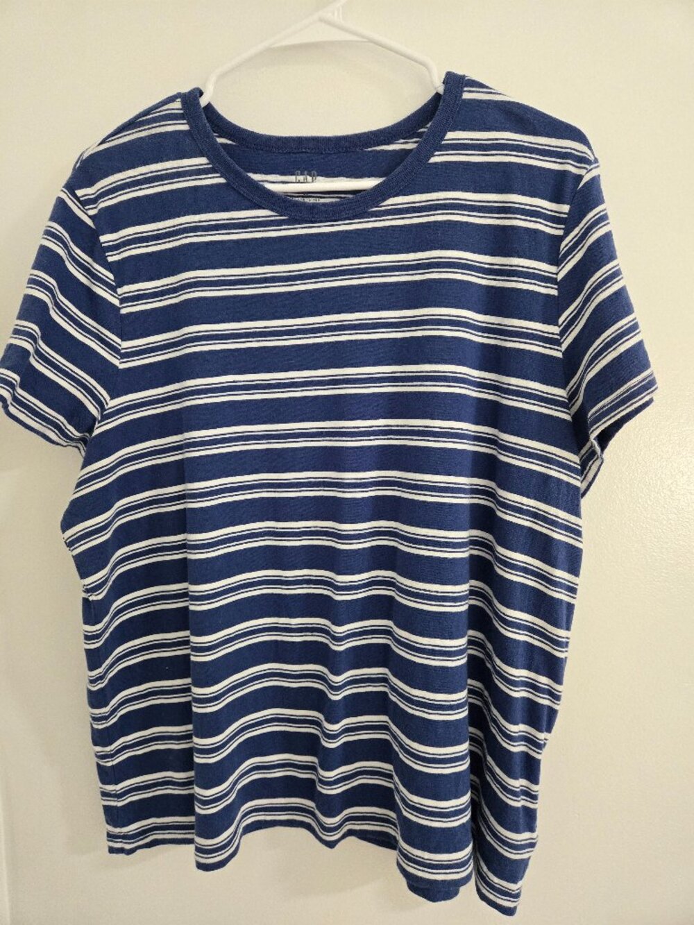 GAP Favorite Tee XL Blue White Striped Short Sleeve Crewneck T-Shirt Nautical